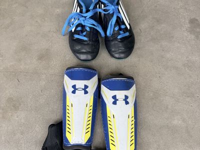 Kids Size 13 Soccer Cleats and Shin Guard Combo