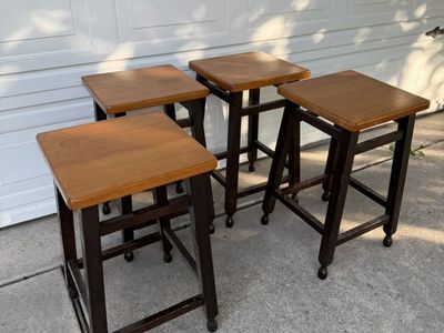 Set Of 4 Kitchen Counter Stools