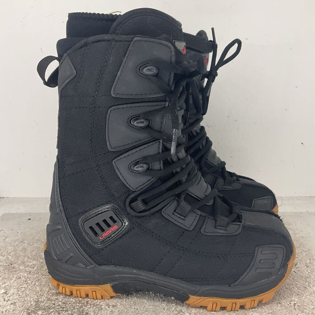 Lamar Junior's Matrix Lace Up Snowboard Boots
