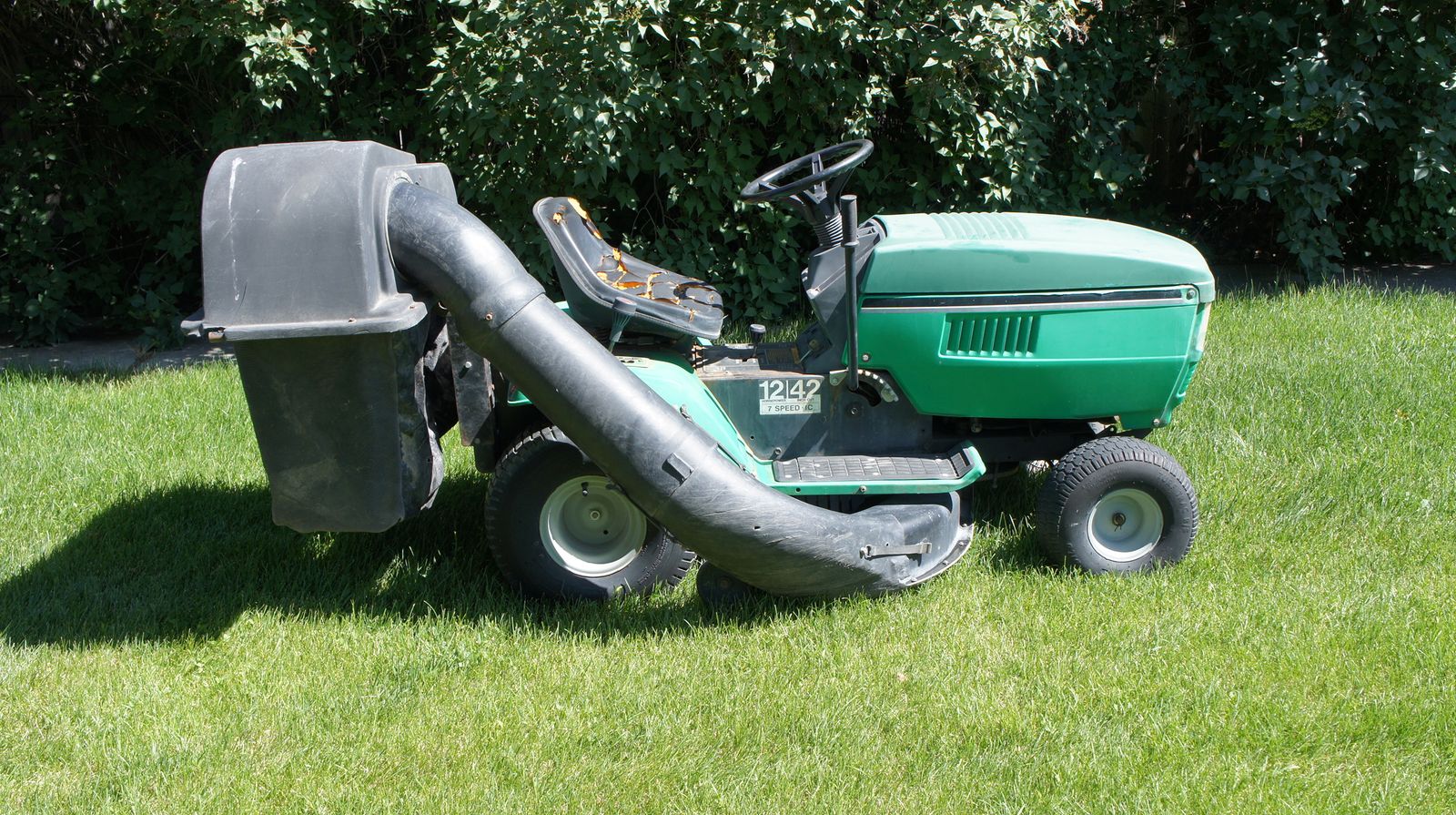 Riding Lawnmower, Lawn Hawk 12 HP