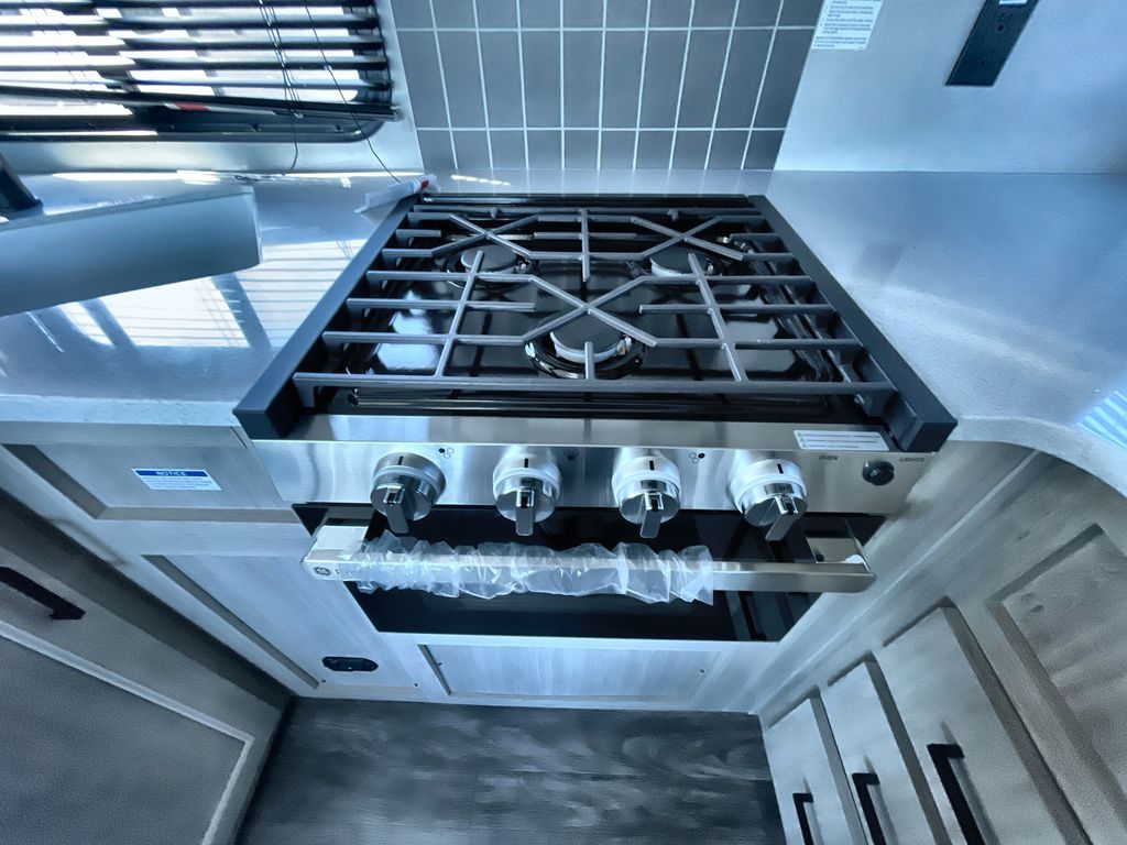 Main image 34