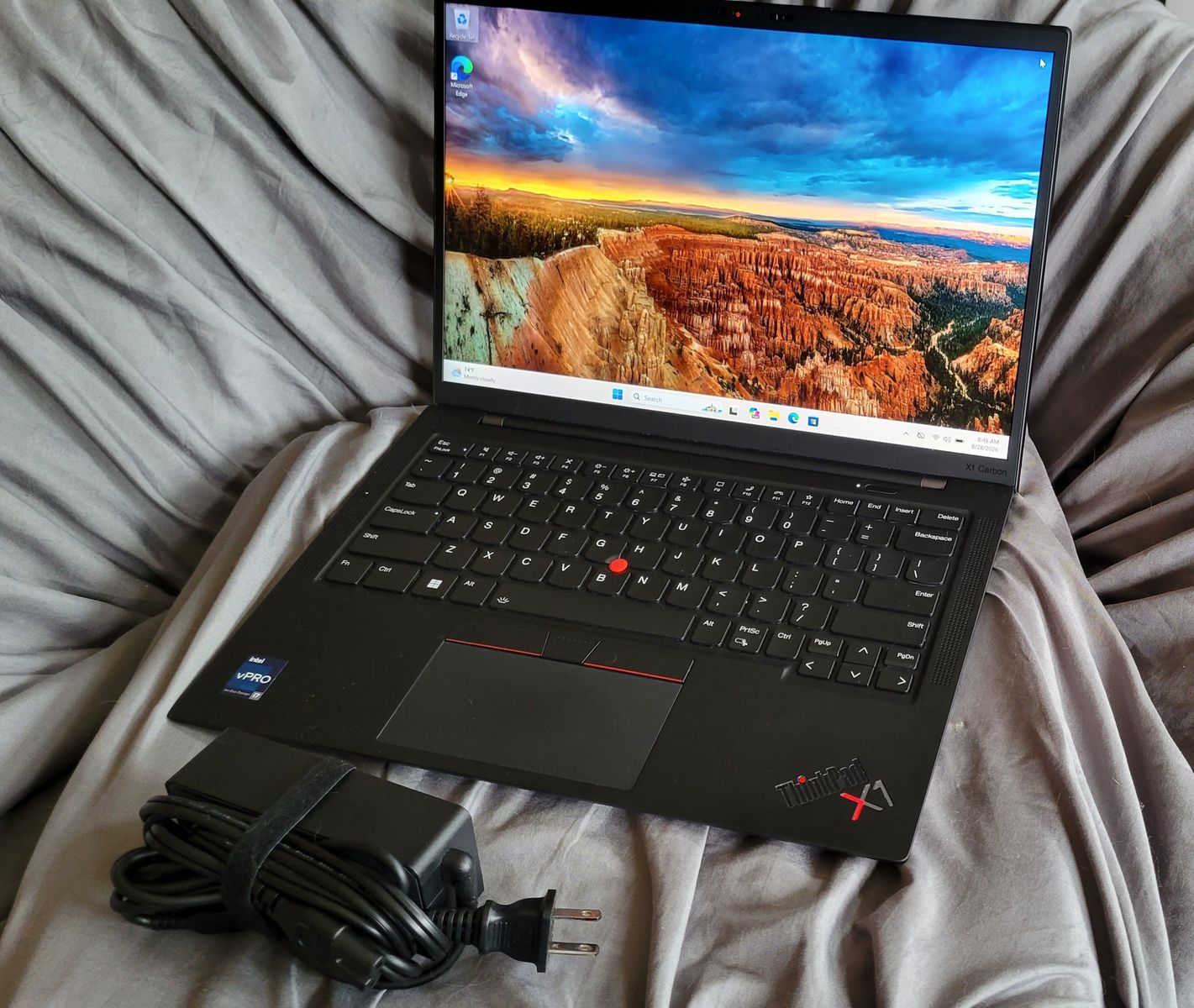 Lenovo ThinkPad X1 Carbon Gen 11 | i7-1365U | 32GB RAM | 512GB SSD | Touch | 1 Yr Warranty