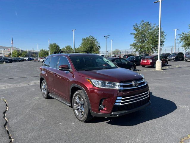 2019 Toyota Highlander Limited Platinum