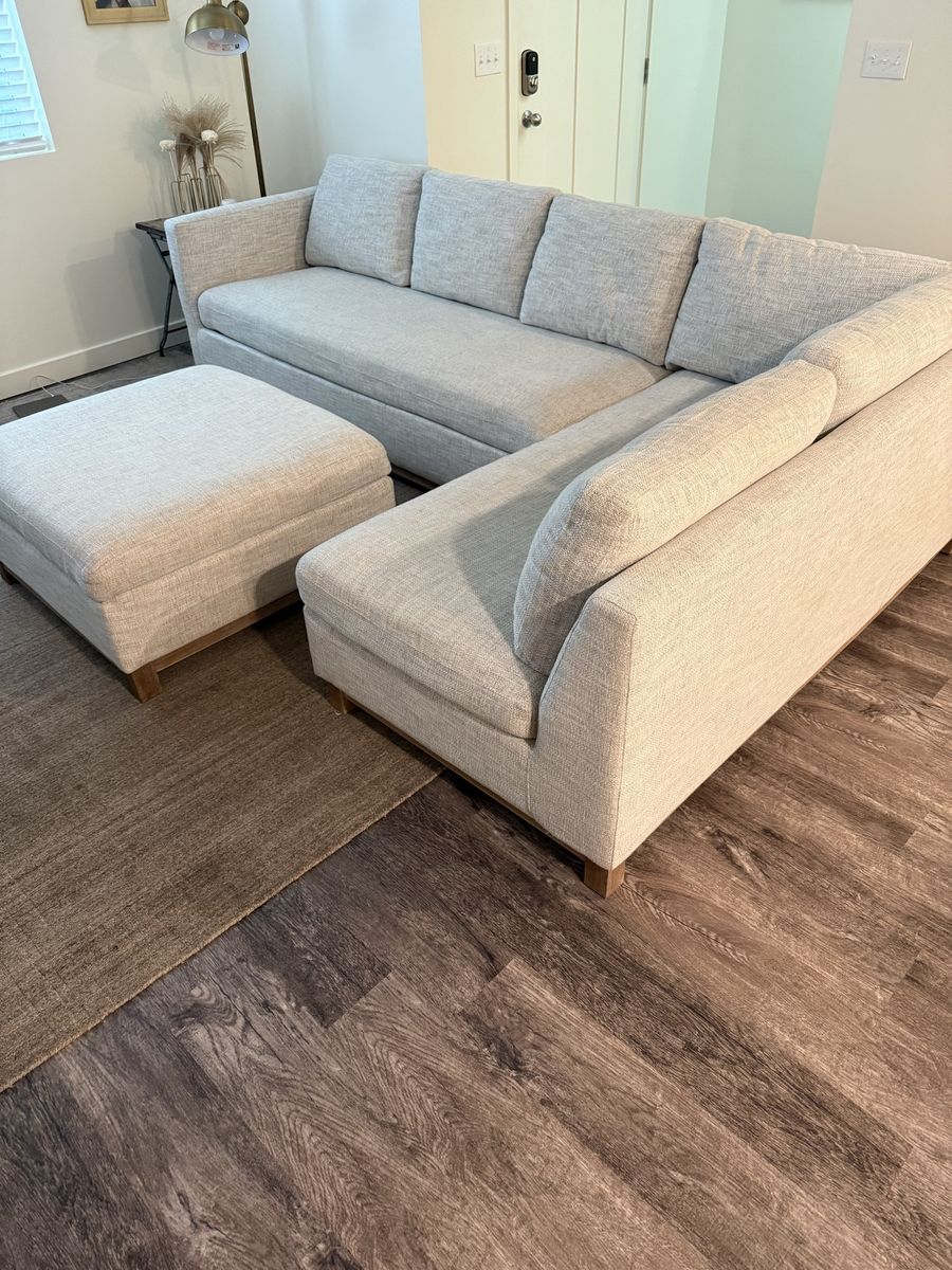 Modern Light Gray Fabric Sectional Sofa Couch with Ottoman - Excellent Condition