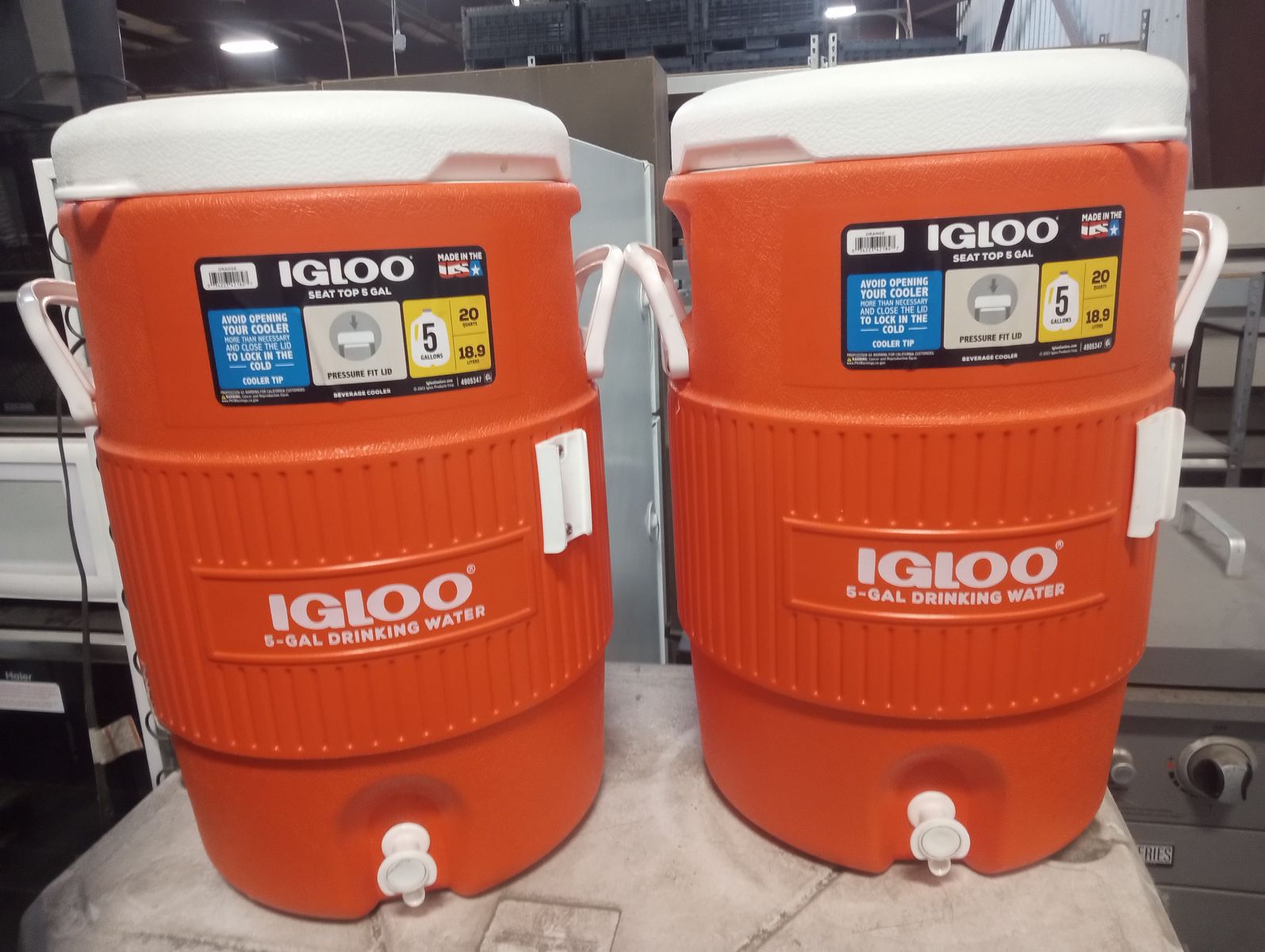Igloo 5-Gallon Drinking Water Seat Top Cooler Beverage Dispenser, Orange (Set of 2)