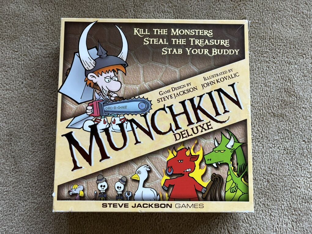 COMPLETE Munchkin Deluxe Game