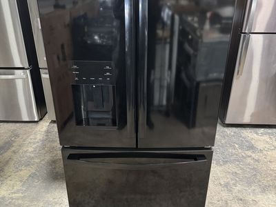 NICE GE FRENCH DOOR REFRIGERATOR