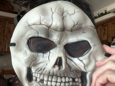 Vintage skeleton mask one size needs new elastic around 8” long