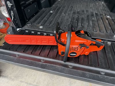 Echo CS-400 Pro Grade ChainSaw Never Used