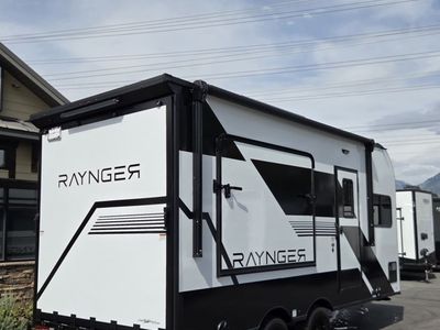 8x18 / 8.5x18 Toy Hauler 12K Axles TRIPLE QUEEN TENT, Solar!!! RAYNGER 2027