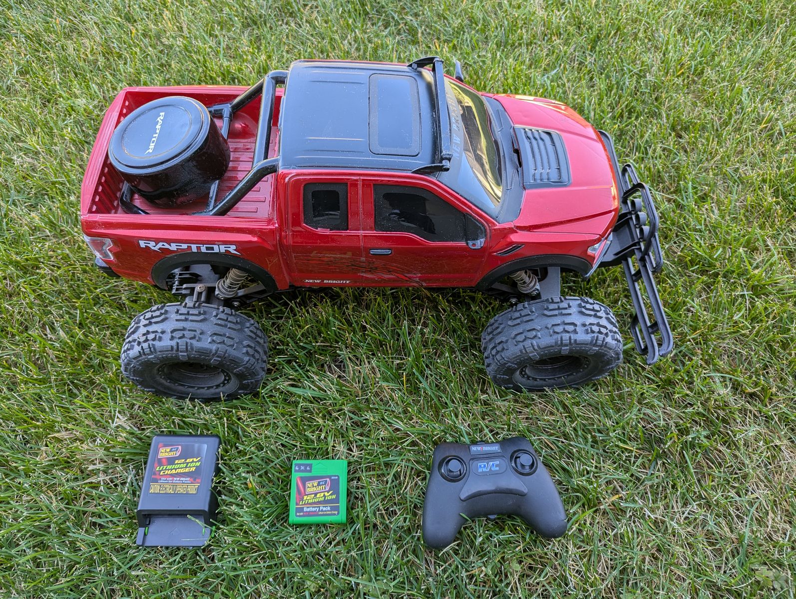 RC 4x4 Pickup Truck - Red