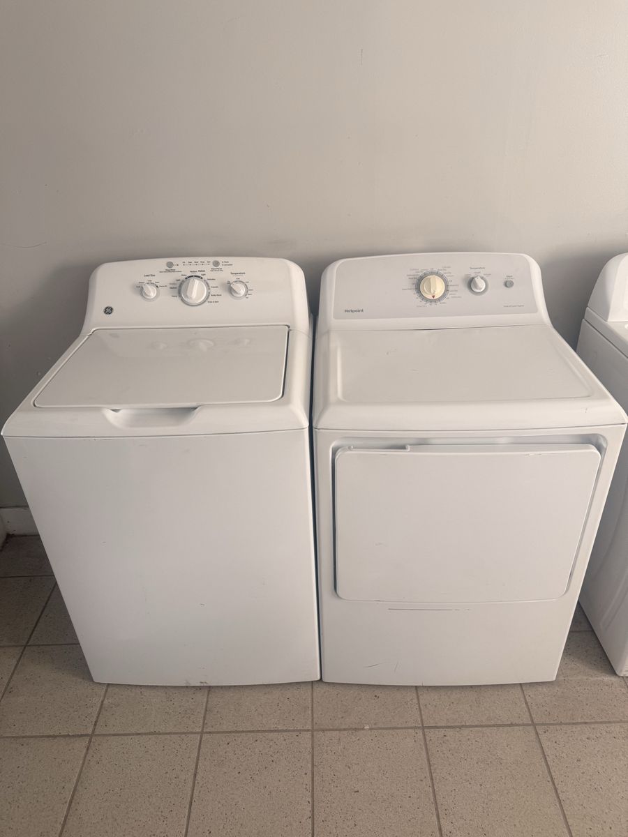 GE & Hotpoint Washer and Dryer Set - White Top Load, Good Condition