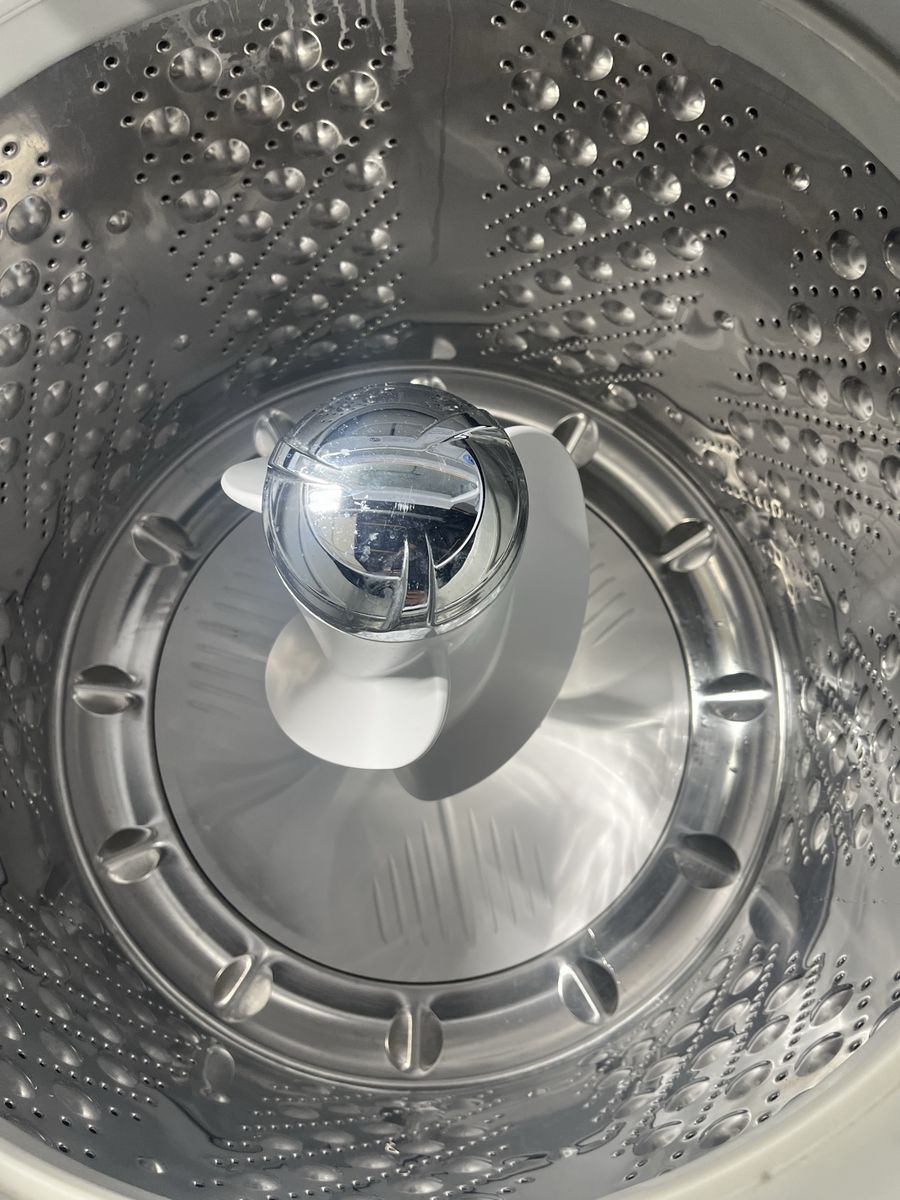Main image 3