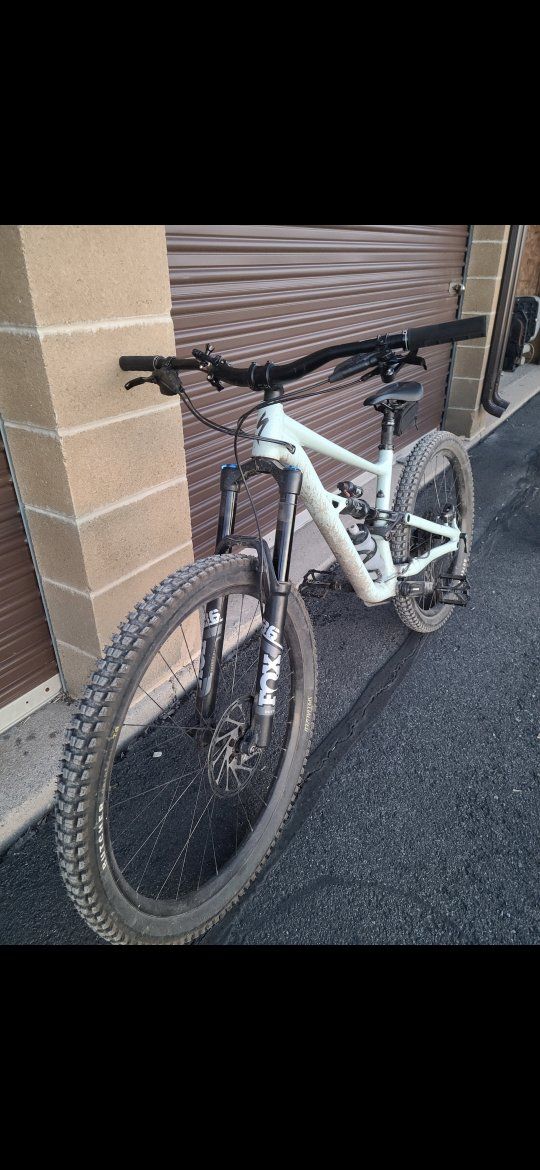 Specialized Status 160