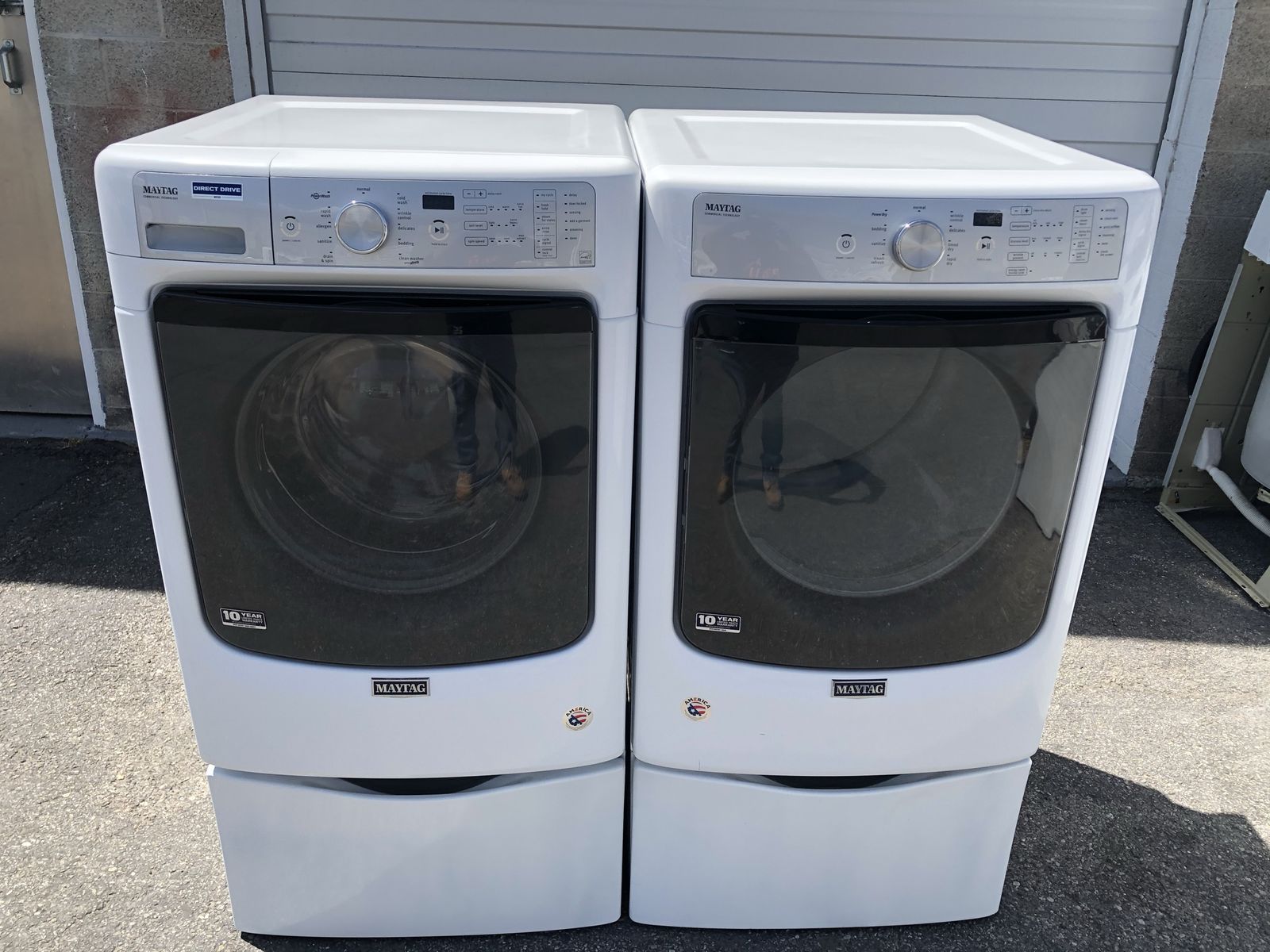 Great Maytag electric set on pedestals,free delivery