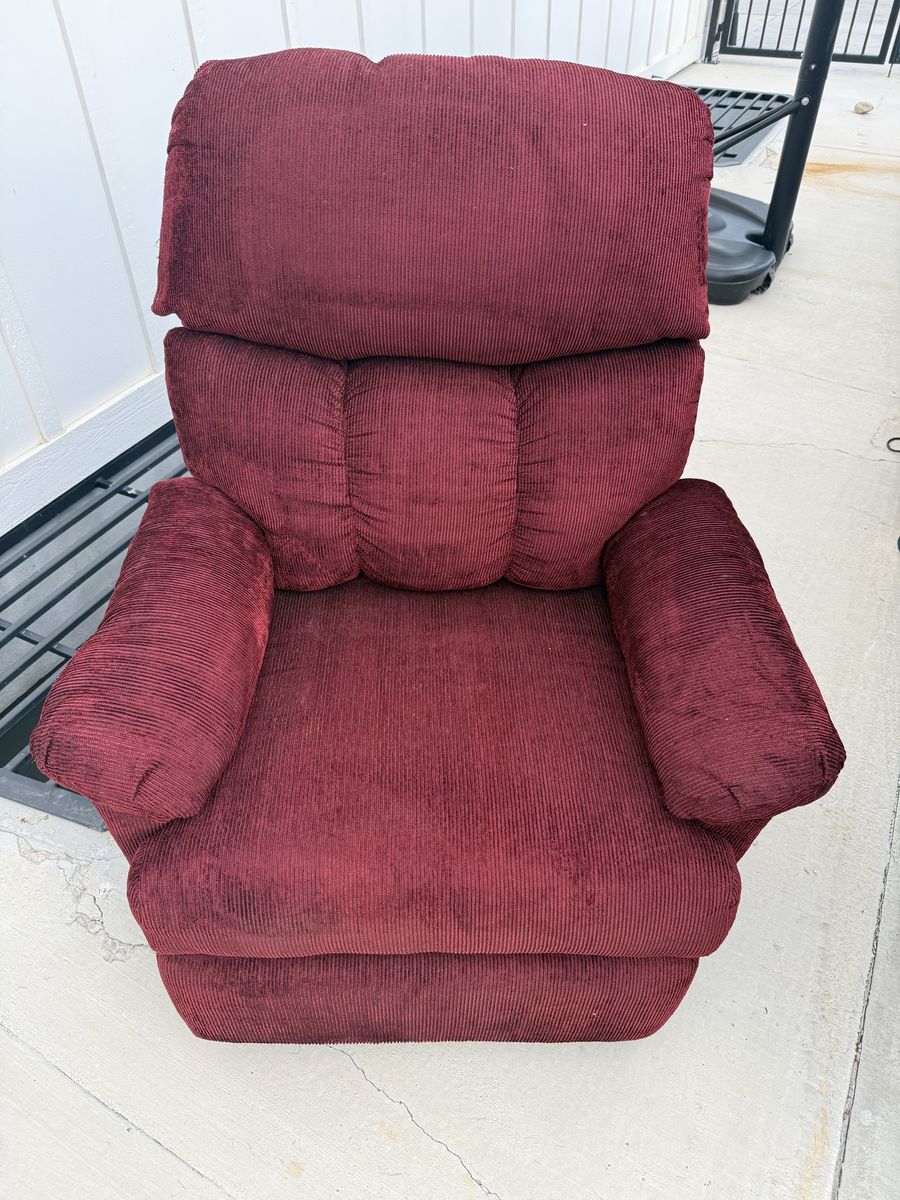 Maroon Recliner chair