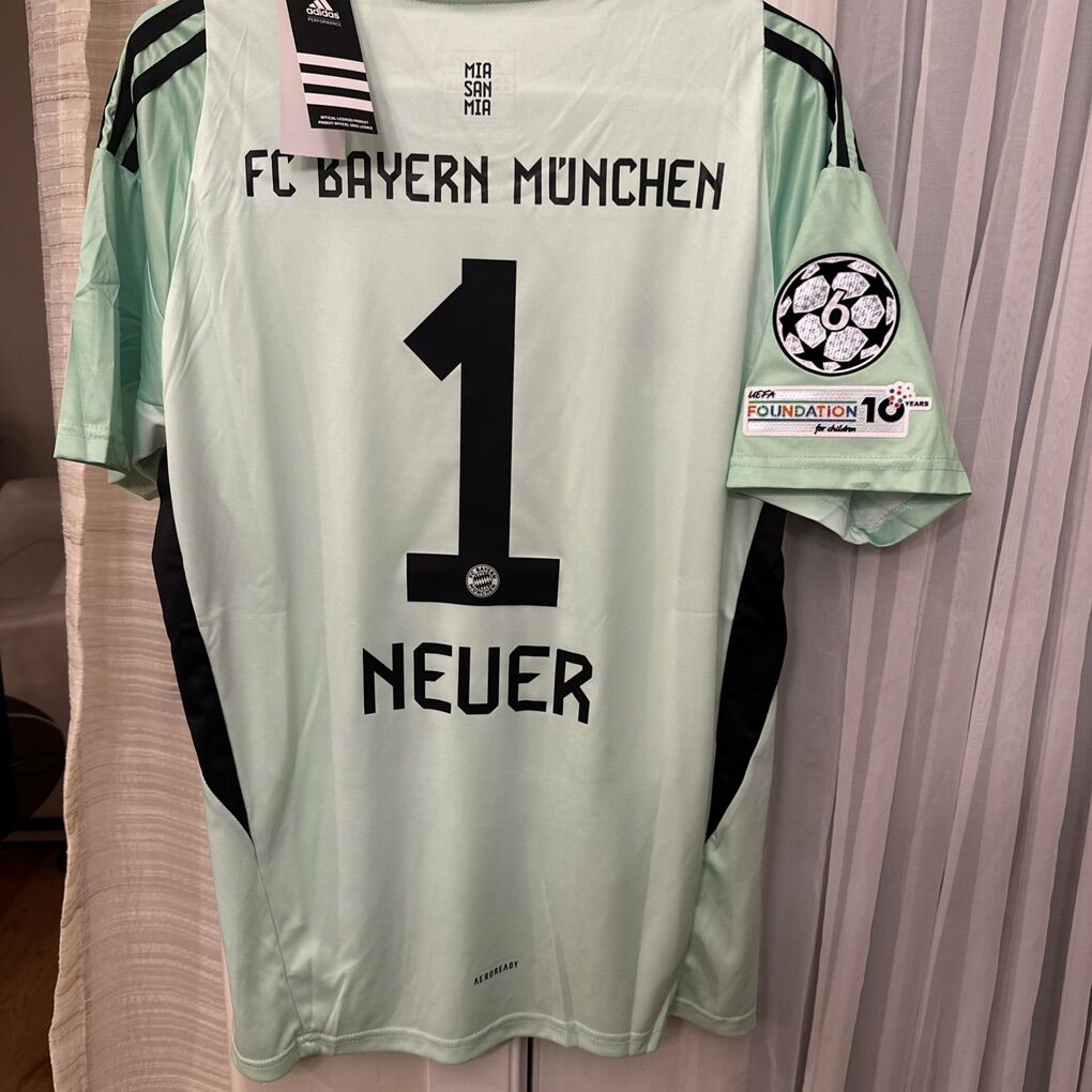 Neuer #1 Bayern Munich Goalkeeper Soccer Jersey