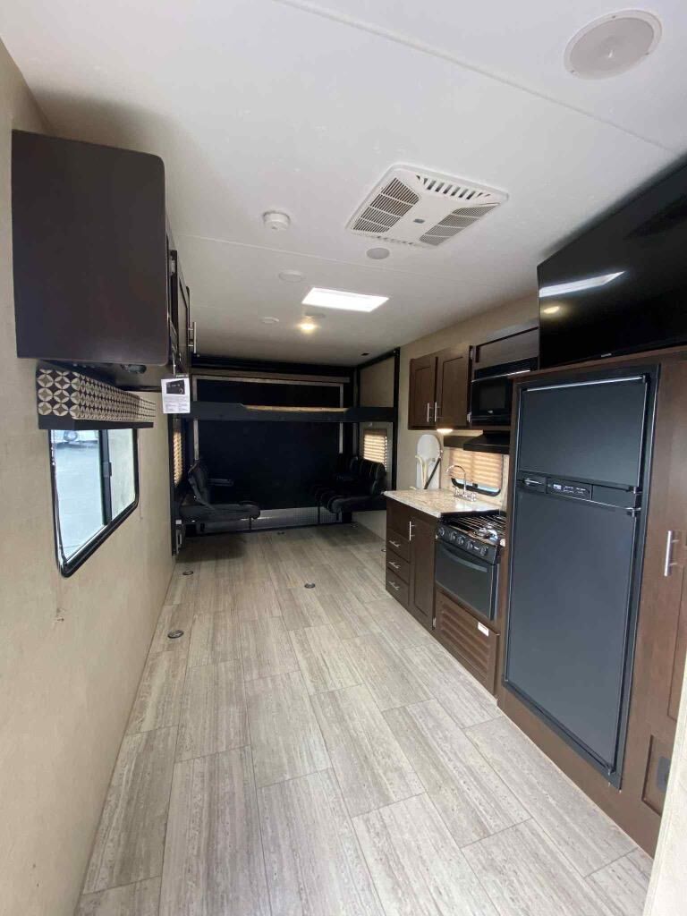 Used 2017 KZ Sportster 100 280THR