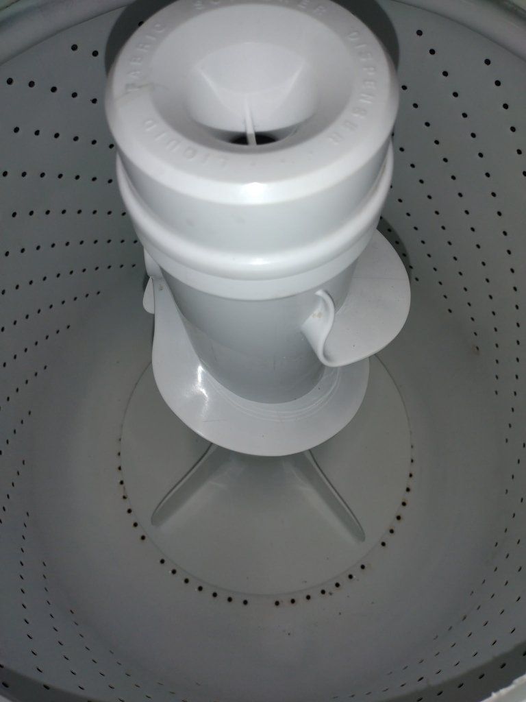 Main image 3