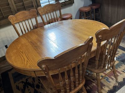 Solid Wood Clawfoot Dining Table (48"x48") with 4 Chairs & 2 Leaves - Expandable Oak Set