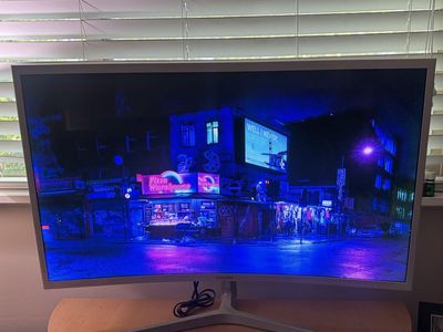 Samsung 32" Curved Monitor (C32F397FWN) - Mint + Original Box