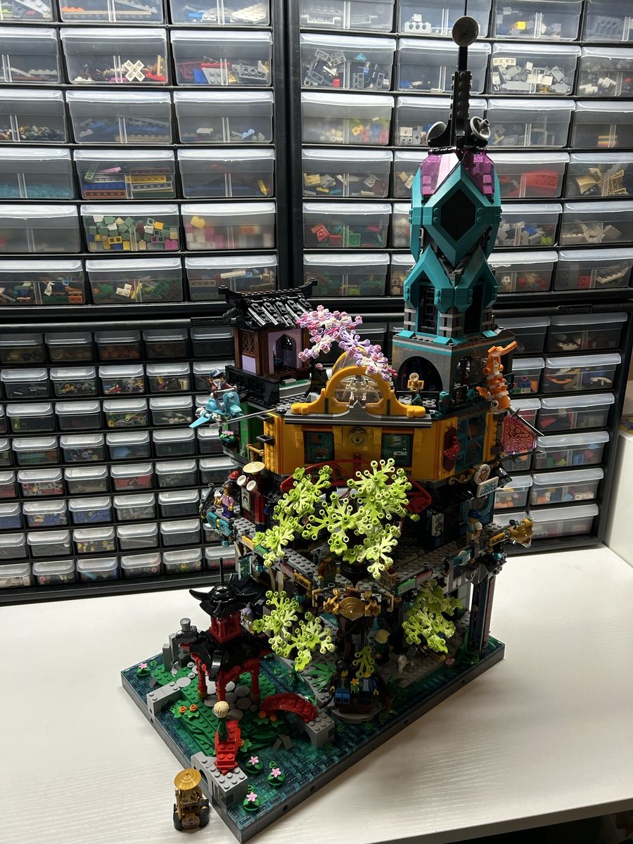 Lego Ninjago City Gardens 71741 complete