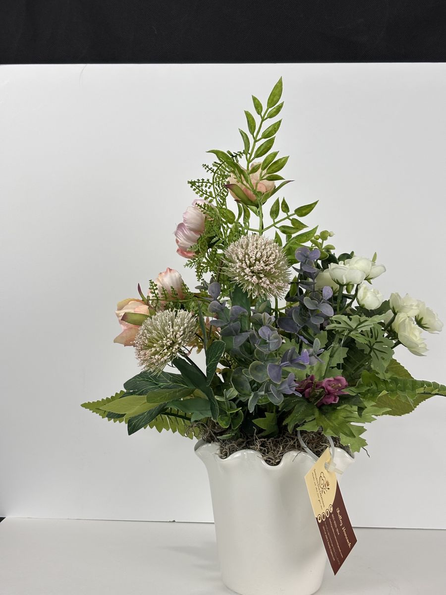 Main image 3