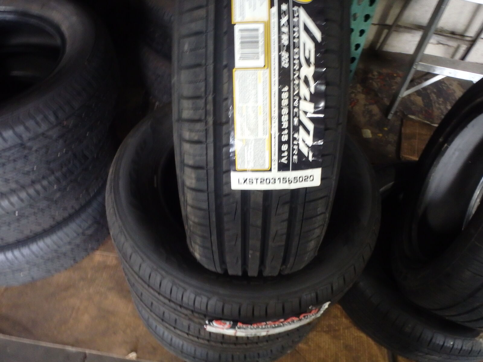 195/65R15 LEXANI PERFORMANCE SET OF NEW TIRES