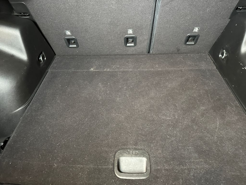 Main image 23