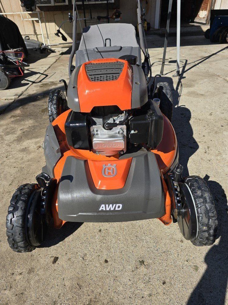 Husqvarna AWD w Honda Power lawn mower!
