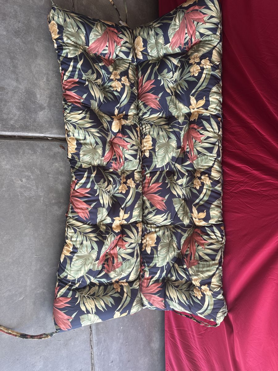 Tropical Leaf Print Tufted Bench Cushion - Indoor/Outdoor.  55x36 inches