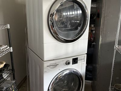 Bosch Washer And Dryer Set