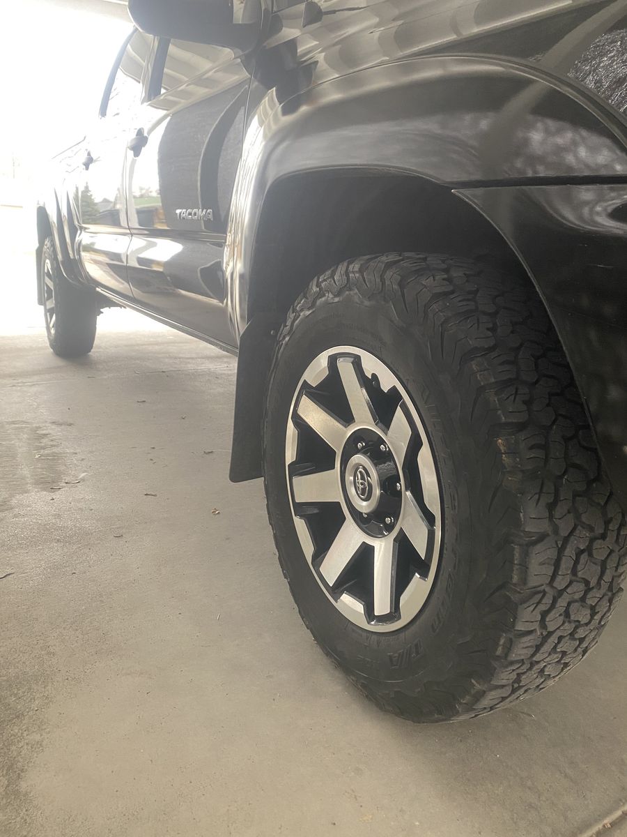 Toyota Tacoma/4runner 17 Trd Wheels &new Bfg Ko2s