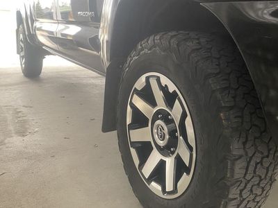 Toyota Tacoma/4runner 17 Trd Wheels &new Bfg Ko2s