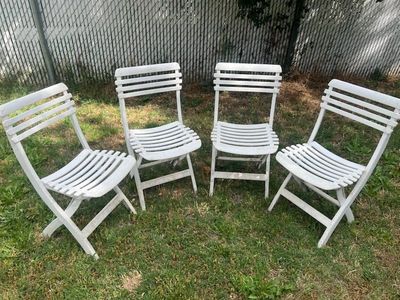 Foldable Chairs