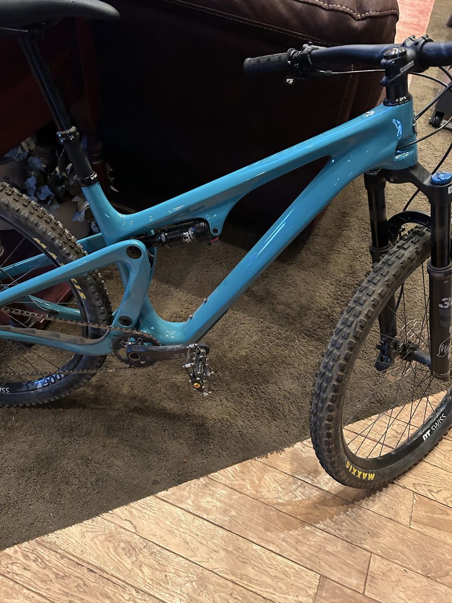 Yeti SB140 Full Suspension Mountain Bike - Teal - Maxxis/DT Swiss - Excellent Condition