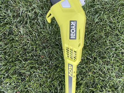 Ryobi 40 V cordless battery 10’ pole saw