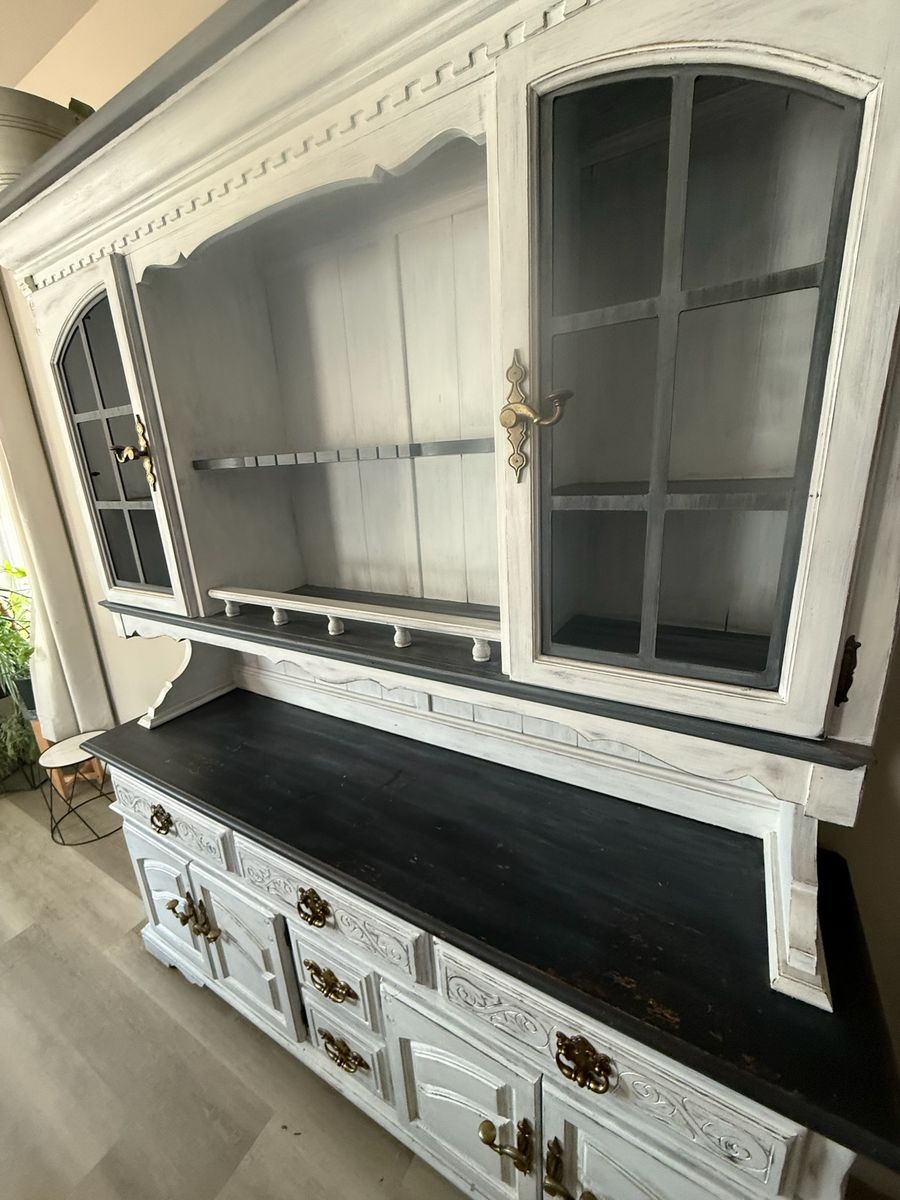 American Drew China Hutch $500
