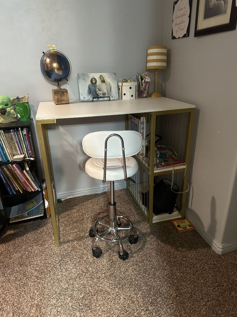 Desk & Swivel Chair With Wheels