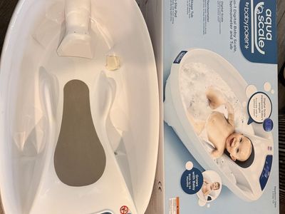 Infant bathtub
