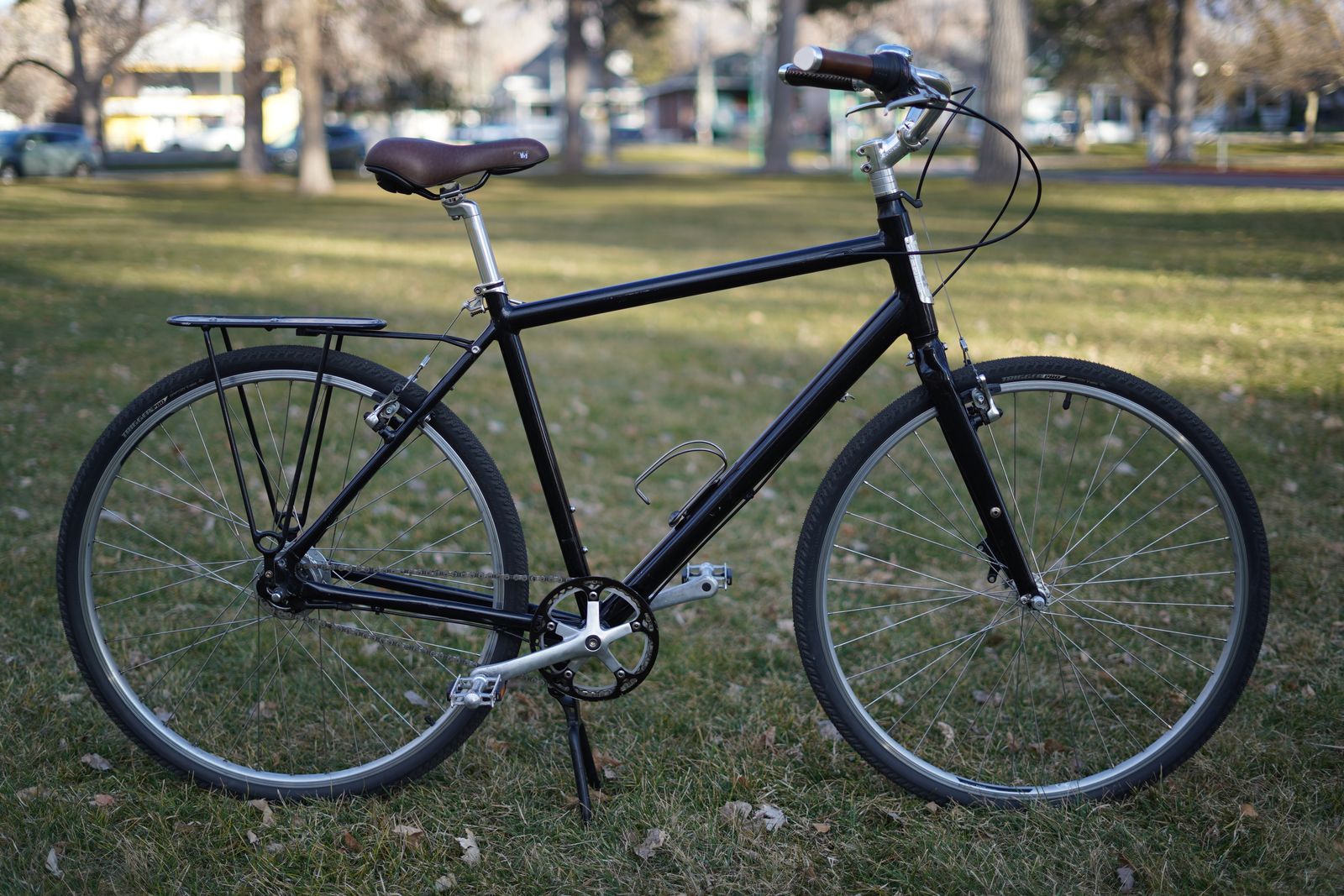 2012 Specialized Globe Live 2 Bike - 8 Speed Hub - Size Large - Works perfectly