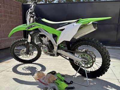 2016 Kawasaki KX 450 F dirtbike nice bike ready to go