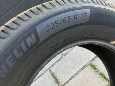 225/65 R17