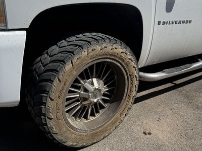 20in wheels and tires 6x5.5