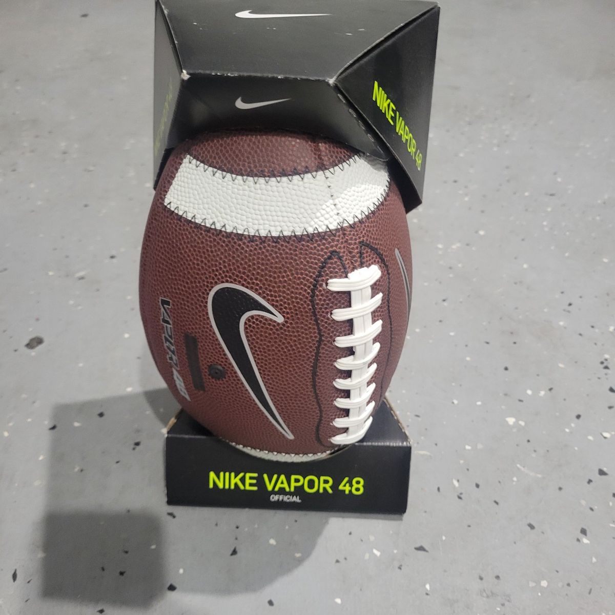 Nike vapor 48 football