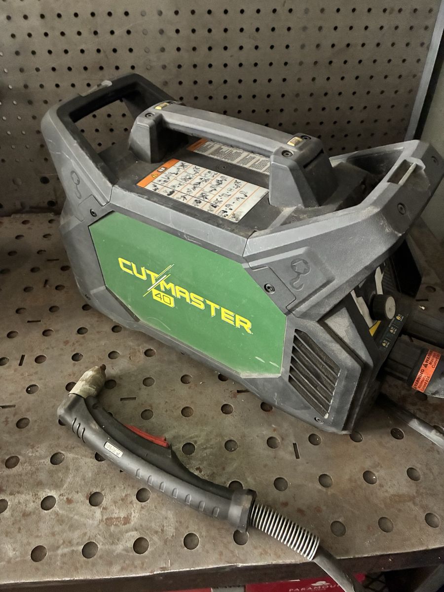 Cutmaster 40 Plasma Cutter