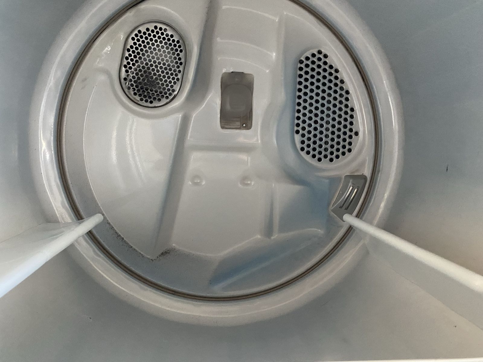 Main image 3