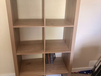Versatile Light Wood Look 8-Cube Storage Shelf - Bookcase or Display Unit