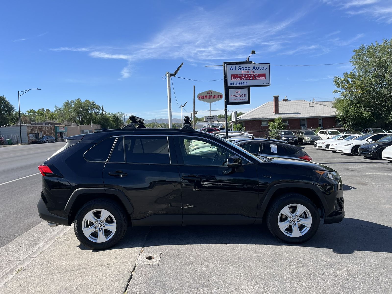 2020 Toyota RAV4 LE