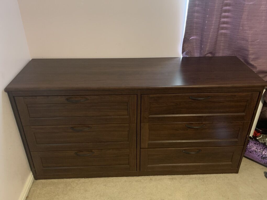 Dresser - 6 Drawers